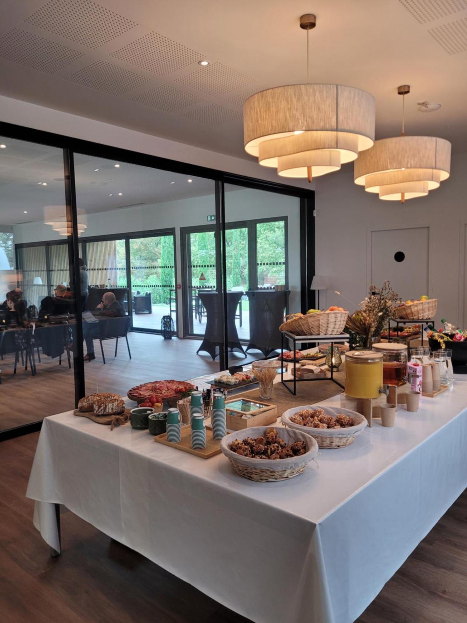 Hotel & Seminaire Le Patio Occitan - Toulouse Ouest - La Ramee Cugnaux ภายนอก รูปภาพ